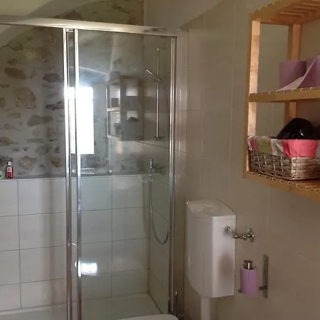 ベッド・アンド・ブレックファスト Cascina Brunod 3*