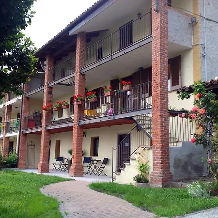 Cascina Brunod Bed & Breakfast